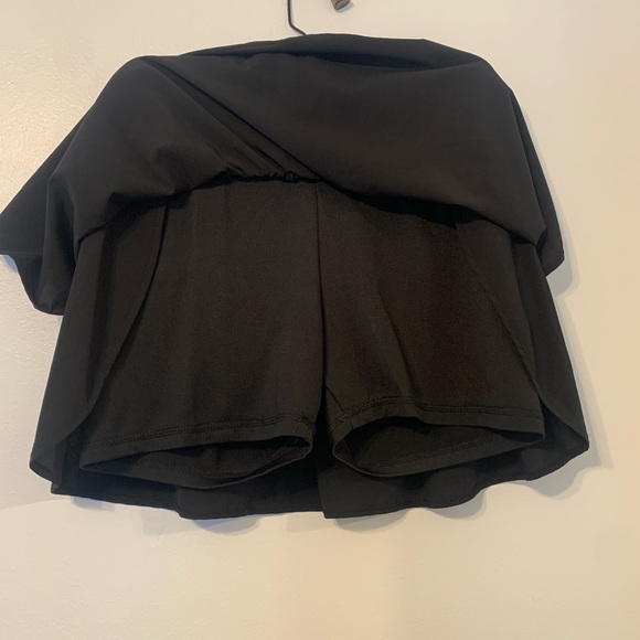 Athletic skort - Golfing, hiking, etc! - Picture 2 of 4